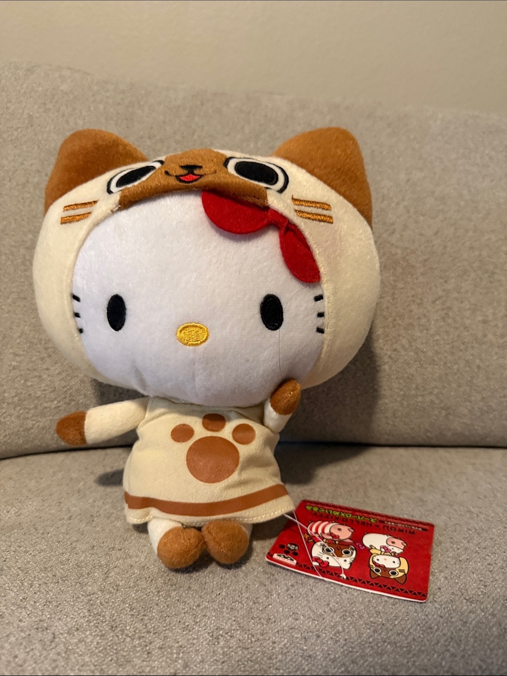 NWT Sanrio Hello Kitty x Monster Hunter 2011 Airou Plush - Japanese Import